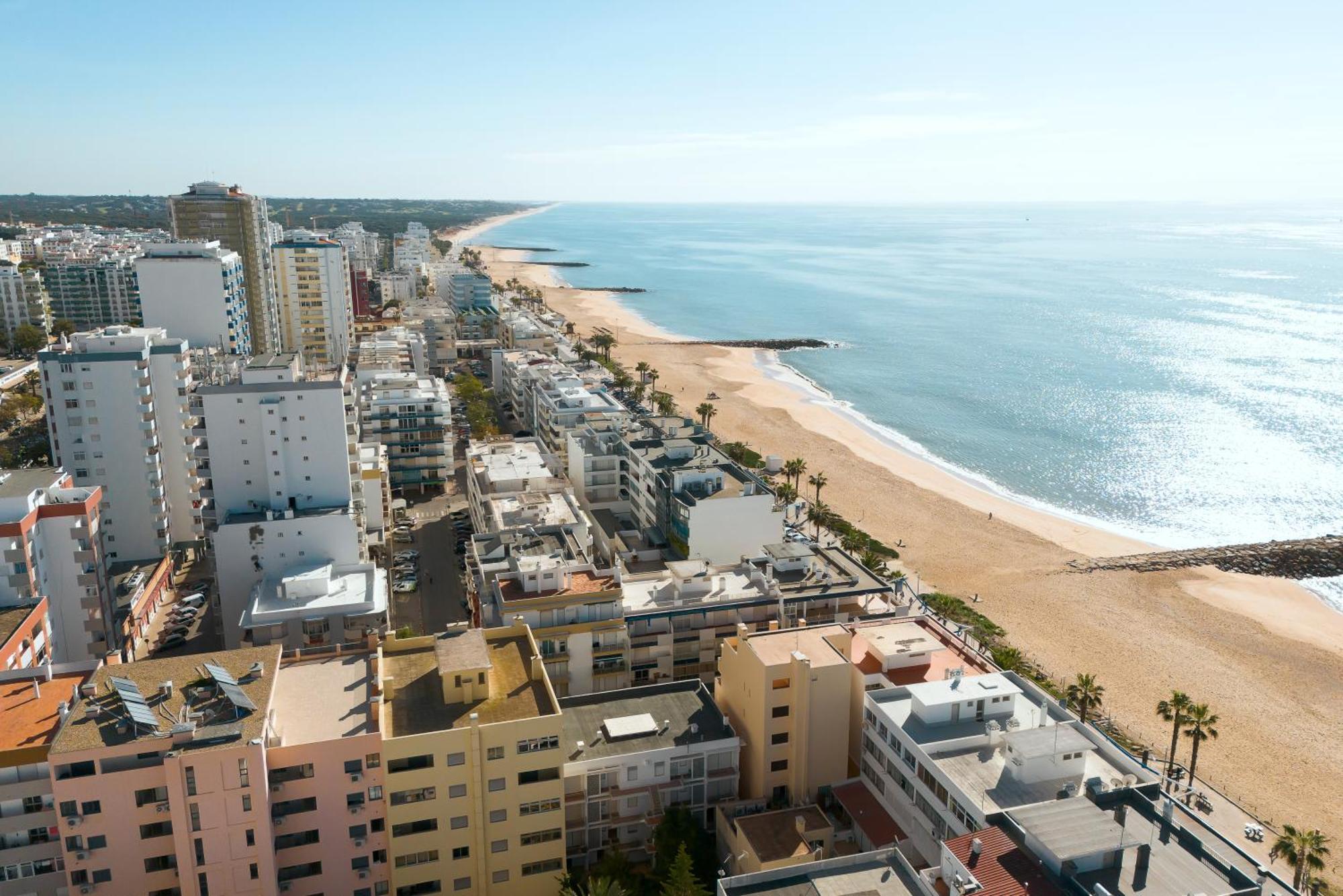 Jaune - 50 Meters To The Beach - Quarteira Buitenkant foto